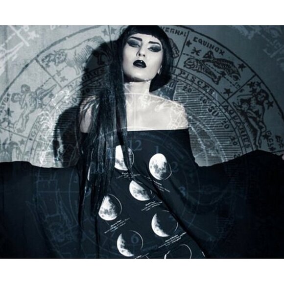 KILLSTAR Lunar Phases kimono sleeve tunic top - Picture 4 of 9